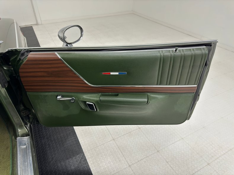 Plymouth-Satellite-1973-Forest-Green-Metalli-Green-27