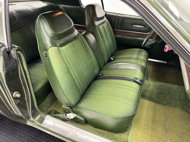 Plymouth-Satellite-1973-Forest-Green-Metalli-Green-31