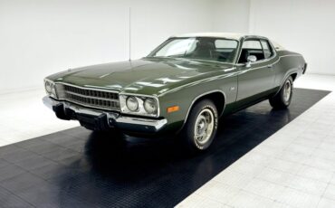 Plymouth-Satellite-1973-Forest-Green-Metalli-Green-33