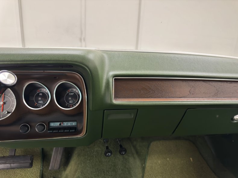 Plymouth-Satellite-1973-Forest-Green-Metalli-Green-39