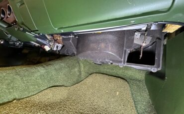 Plymouth-Satellite-1973-Forest-Green-Metalli-Green-42