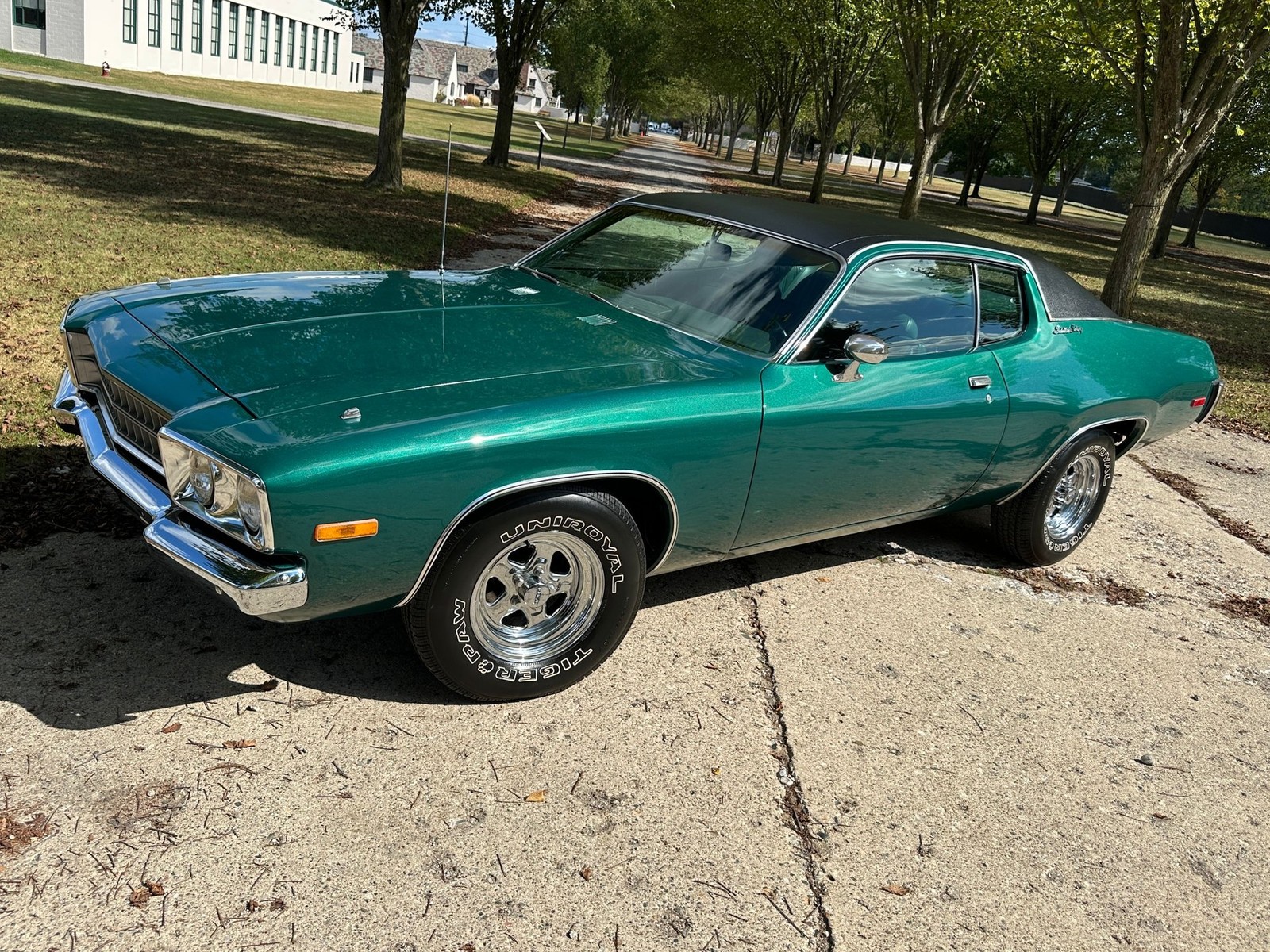 Plymouth-Satellite-1973