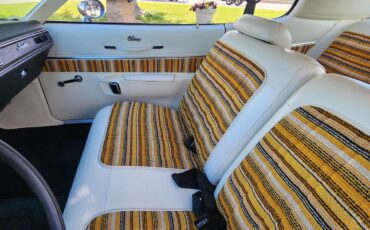 Plymouth-Satellite-1974-2-dr-37