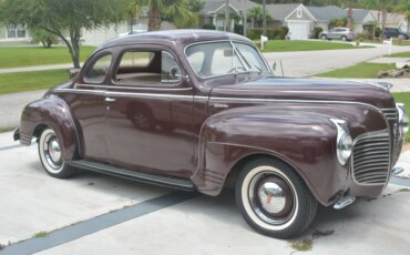 Plymouth-Special-deluxe-1941-Burgundy-Tan-10