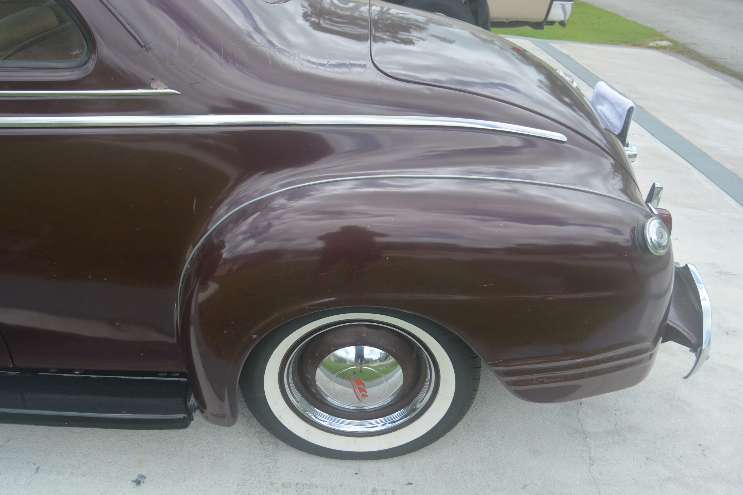 Plymouth-Special-deluxe-1941-Burgundy-Tan-12