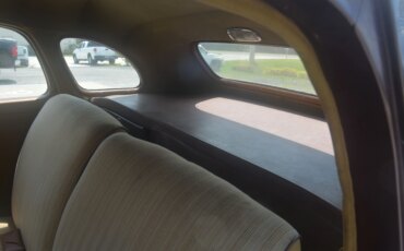 Plymouth-Special-deluxe-1941-Burgundy-Tan-18