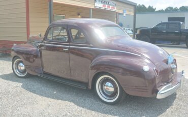 Plymouth-Special-deluxe-1941-Burgundy-Tan-6