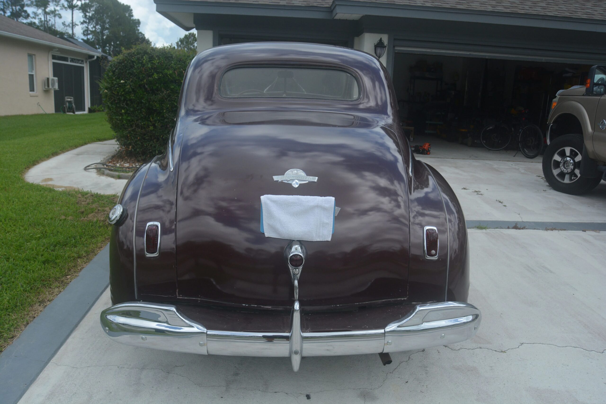 Plymouth-Special-deluxe-1941-Burgundy-Tan-8