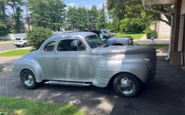 Plymouth-Special-deluxe-1941-Silver-Gray-9