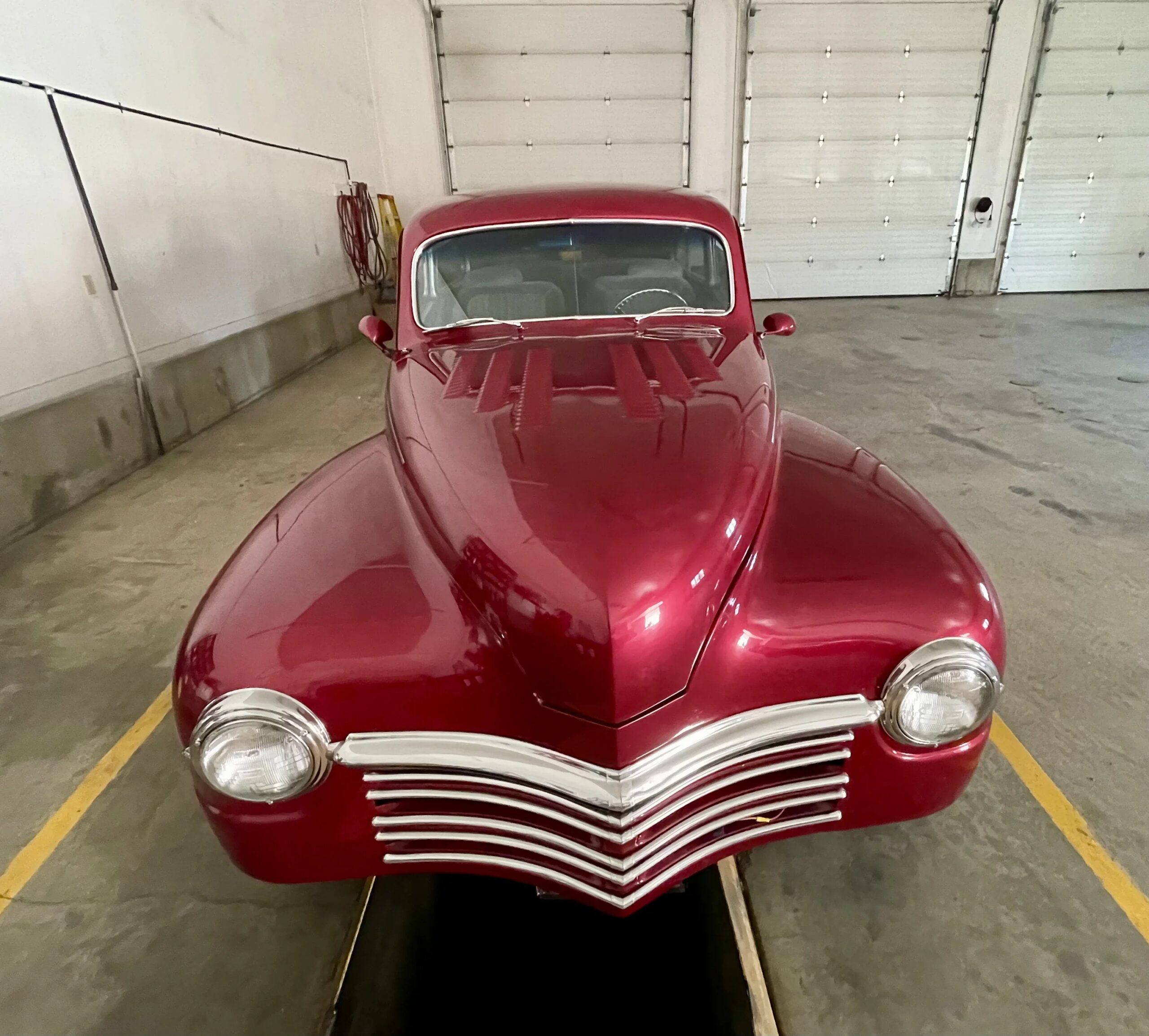 Plymouth-Special-deluxe-1948-Red-Beige-1