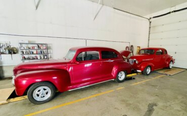 Plymouth-Special-deluxe-1948-Red-Beige-2