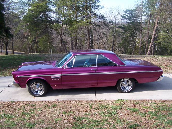 Plymouth-Sport-fury-1965-Purple-9
