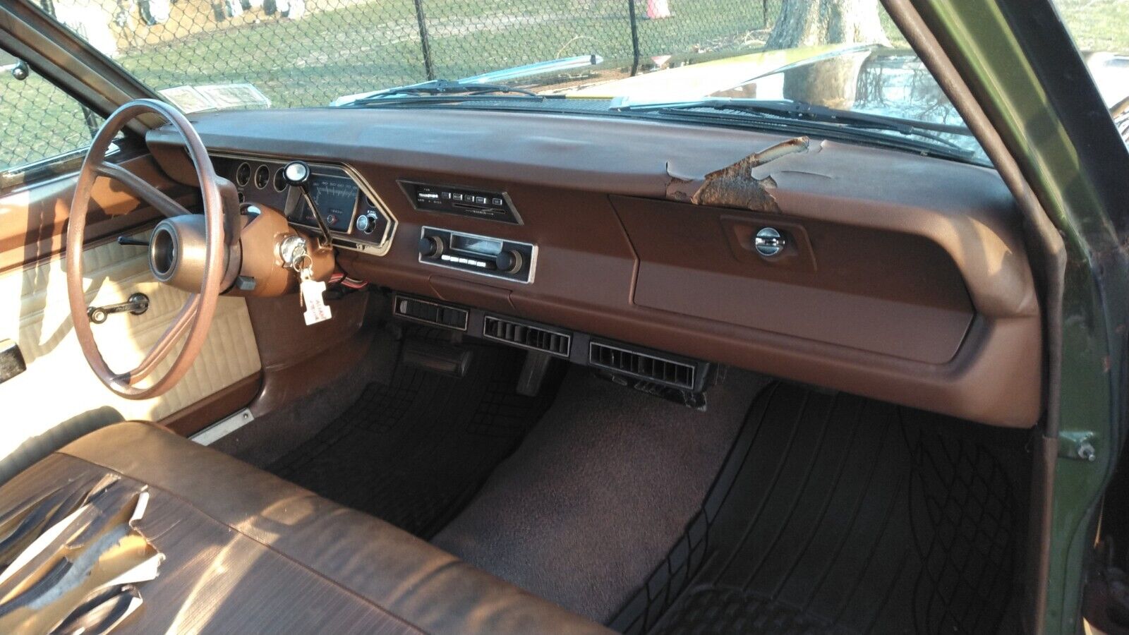 Plymouth-Valiant-1971-Sedan-20