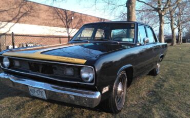 Plymouth-Valiant-1971-Sedan-5