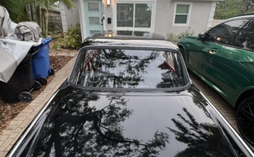 Plymouth-Valiant-coupe-1964-Black-Red-5