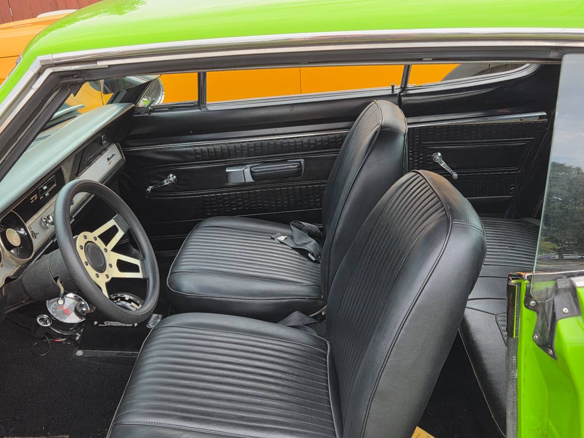 Plymouth-barracuda-1967-green