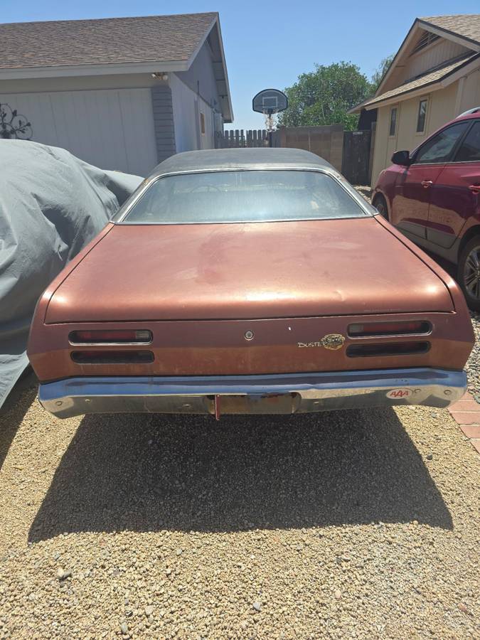 Plymouth-duster-1971-brown-4