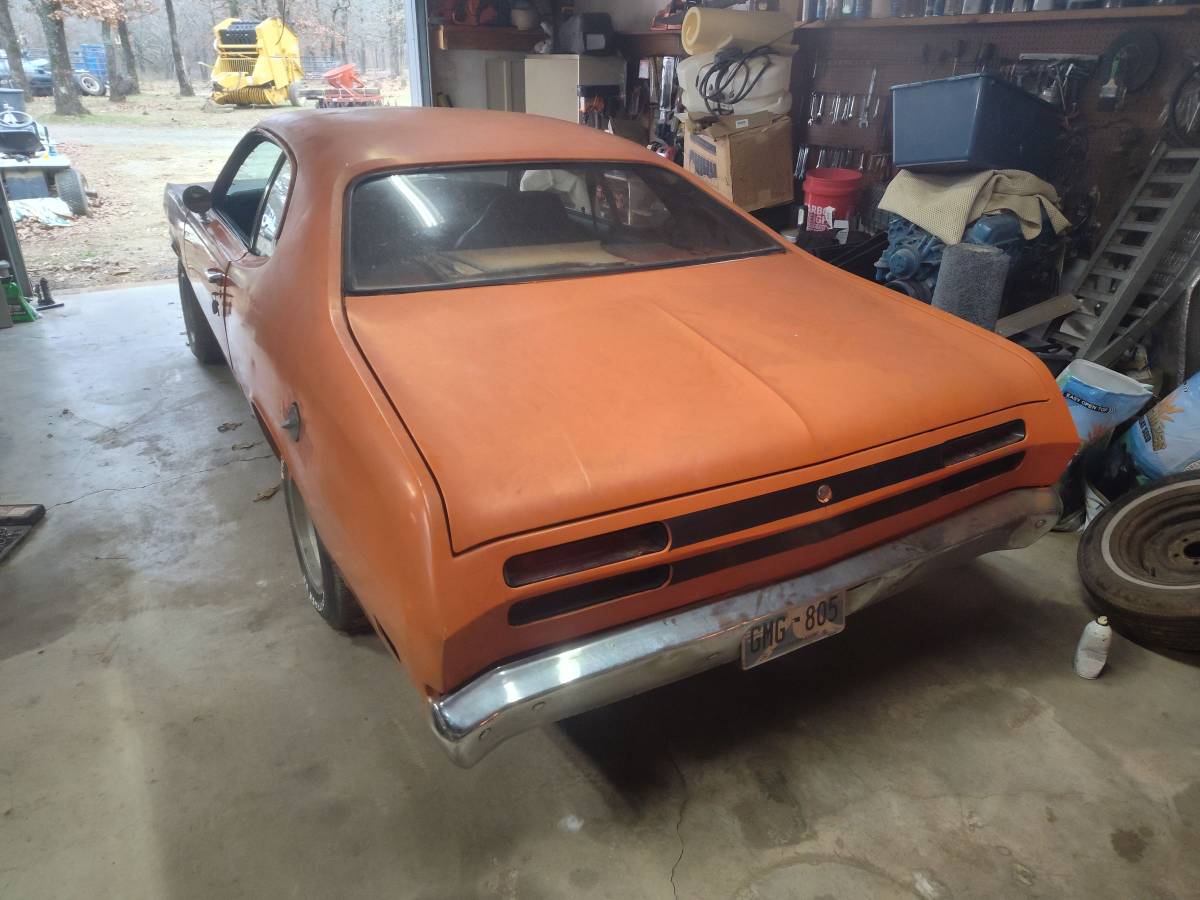 Plymouth-duster-1971-orange-18