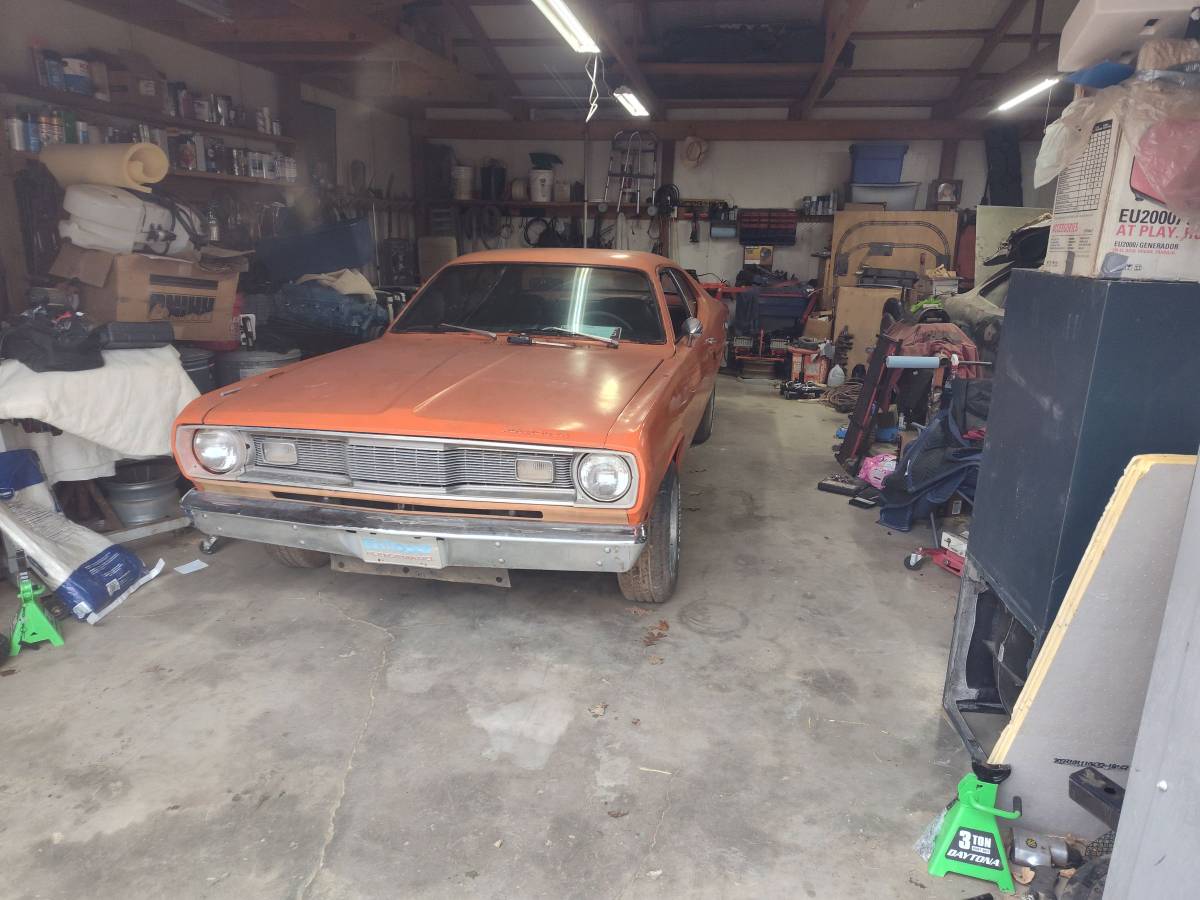 Plymouth-duster-1971-orange-19