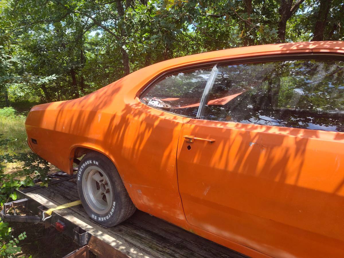 Plymouth-duster-1971-orange-2