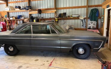 Plymouth-fury-1966-grey-4