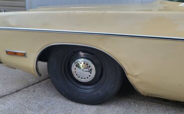 Plymouth-fury-1973-custom-1