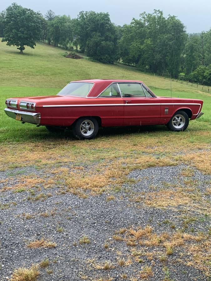 Plymouth-fury-3-1966-red-10