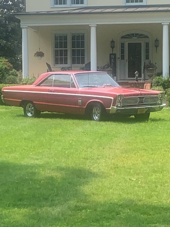 Plymouth-fury-3-1966-red-2