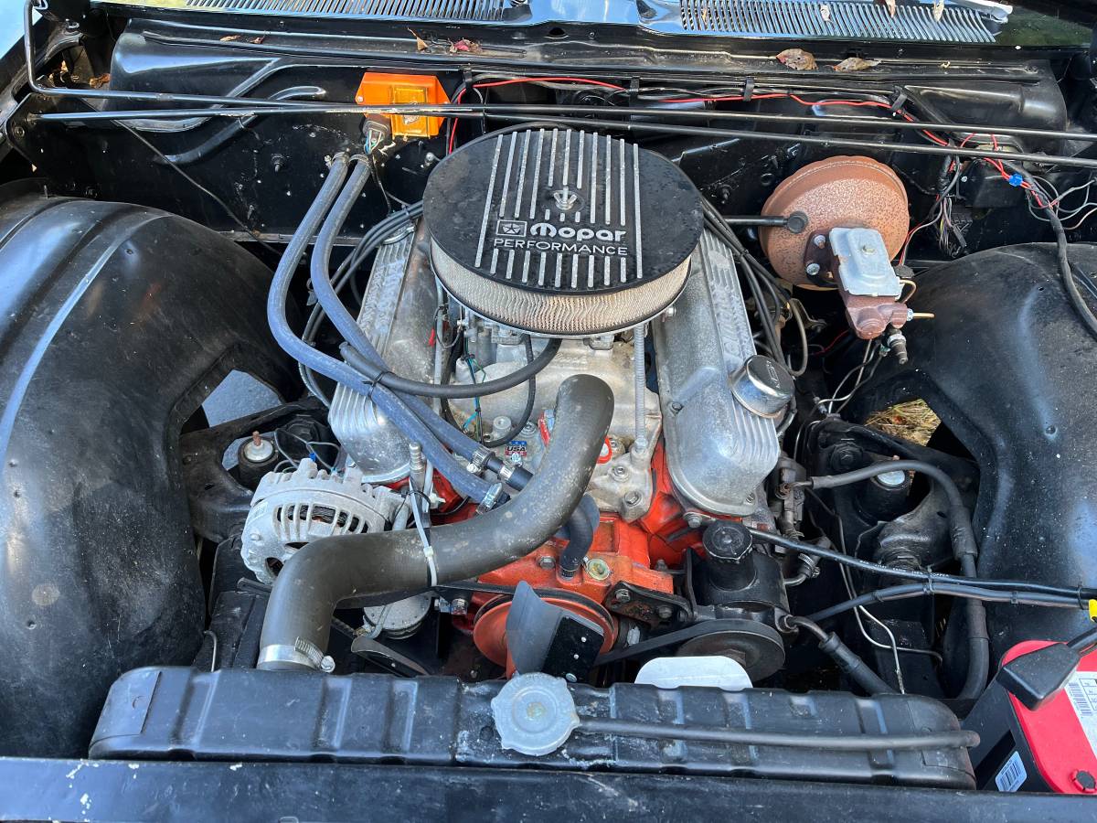 Plymouth-fury-iii-1967-black-10