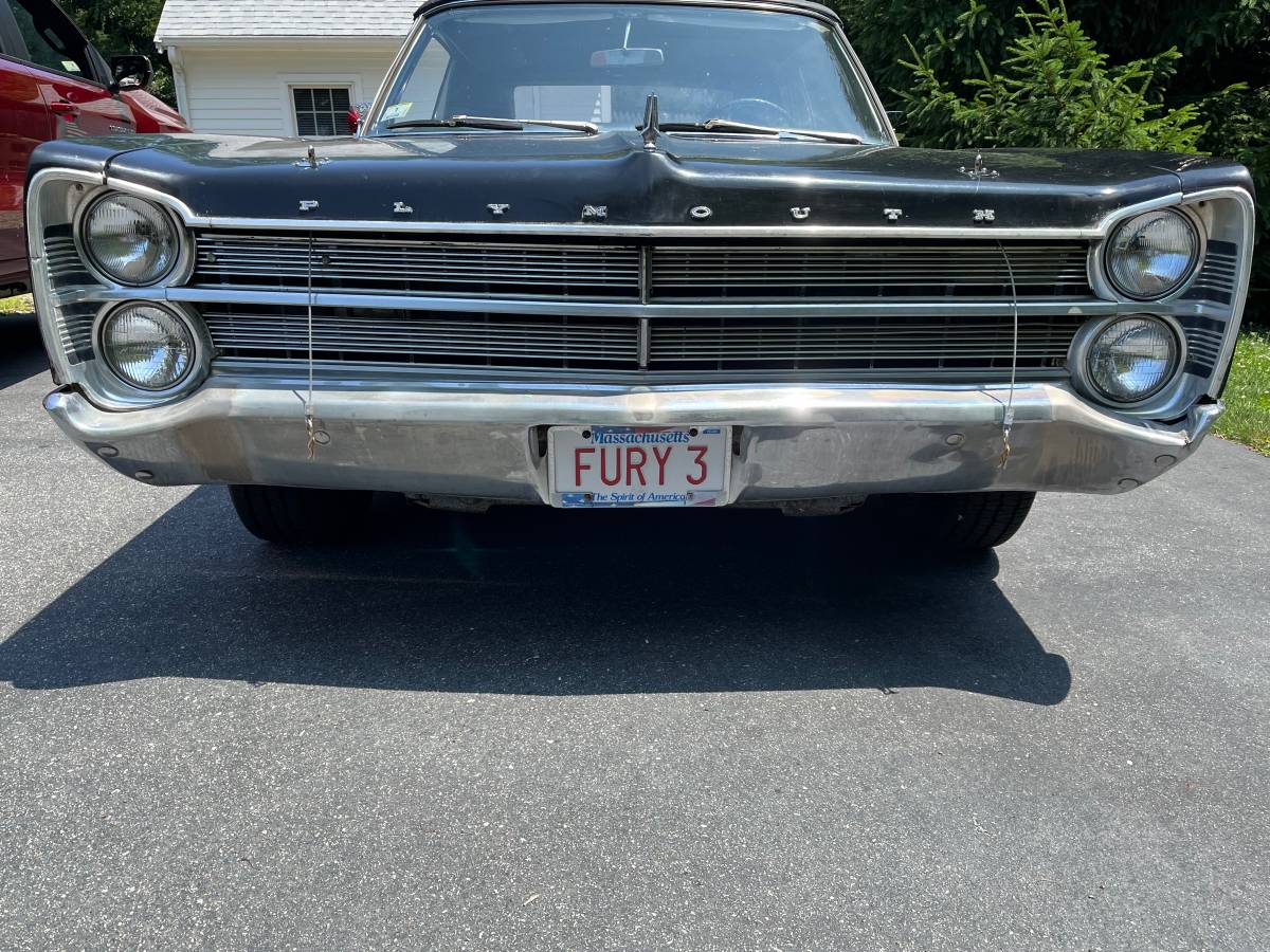 Plymouth-fury-iii-1967-black-12