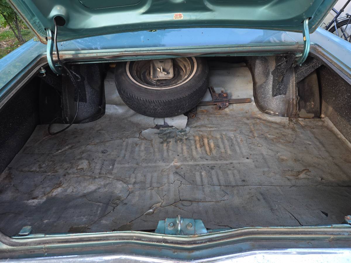 Plymouth-fury-iii-1967-custom-16