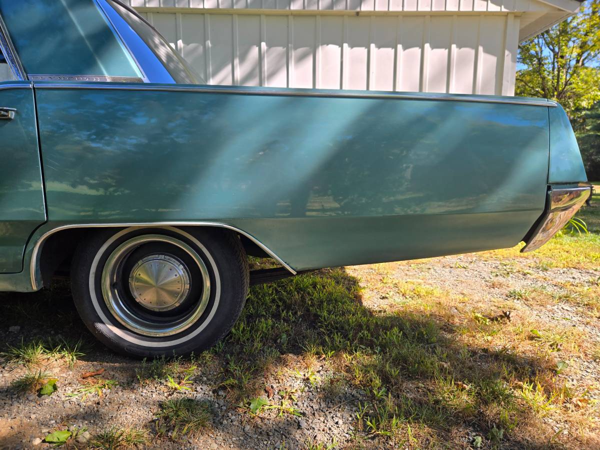 Plymouth-fury-iii-1967-custom-4