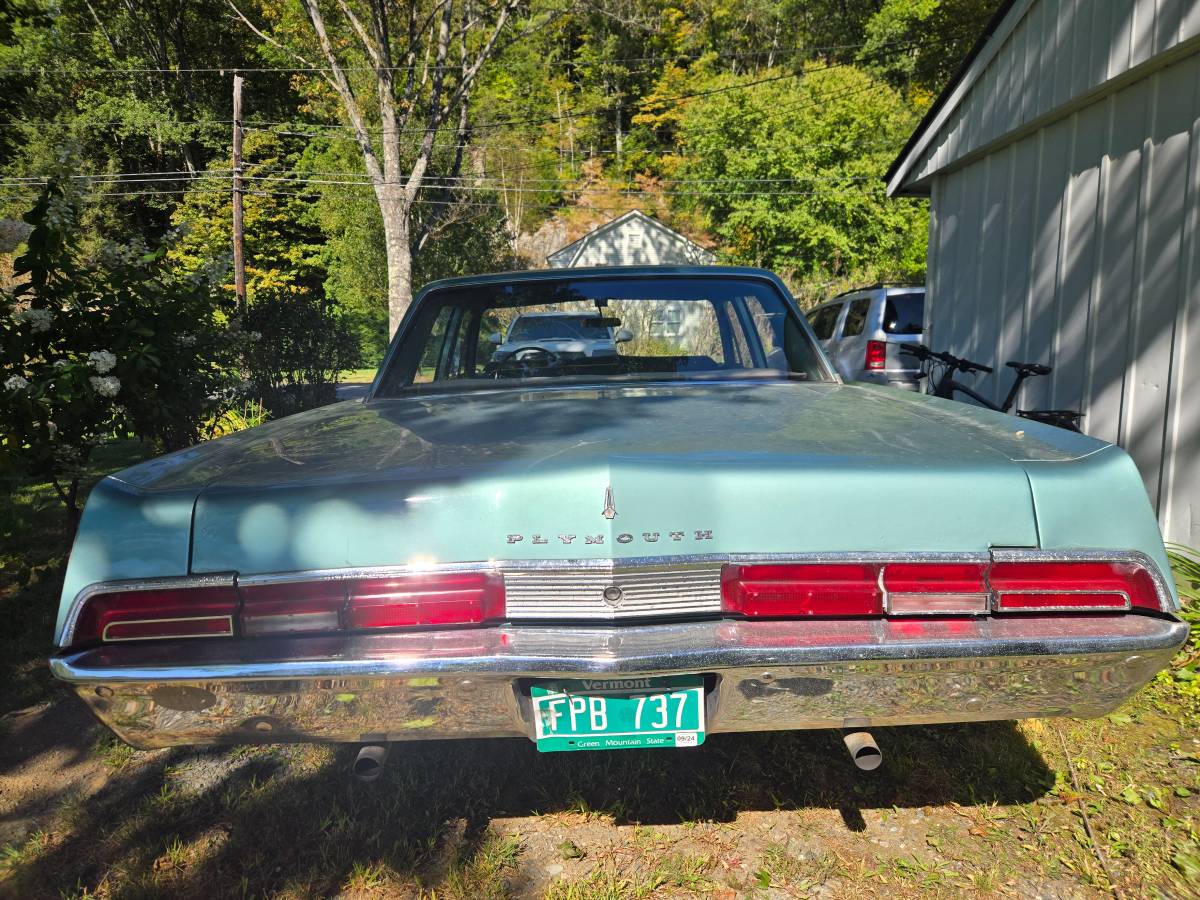 Plymouth-fury-iii-1967-custom-5