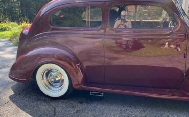 Plymouth-p8-1939-3