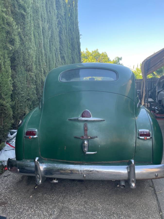 Plymouth-pc-super-deluxe-1948-green-2