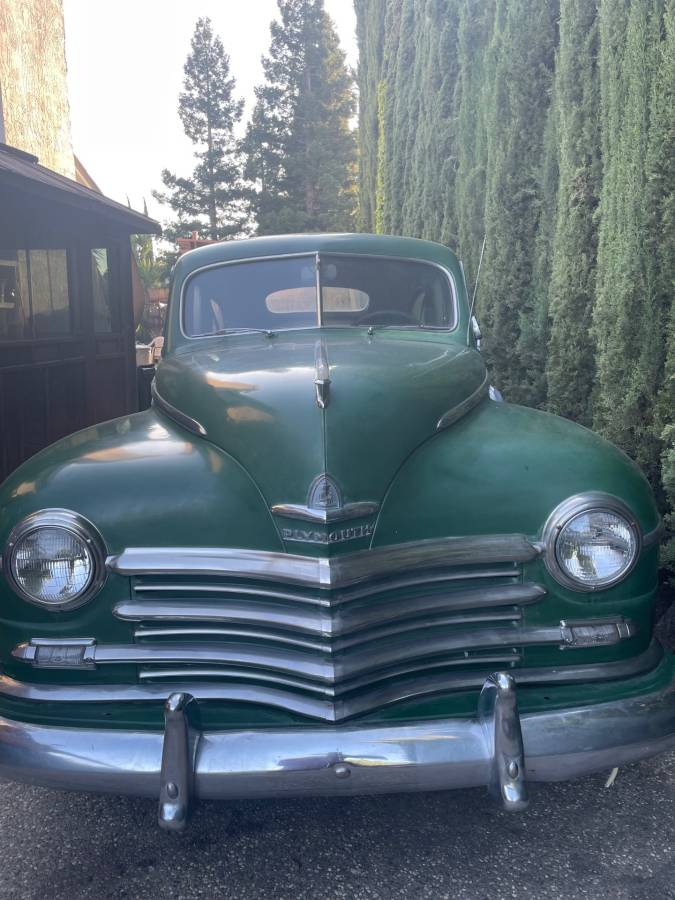 Plymouth-pc-super-deluxe-1948-green