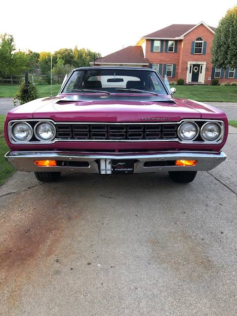 Plymouth-roadrunner-1968-custom-17