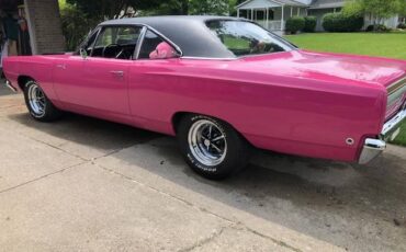 Plymouth-roadrunner-1968-custom-2