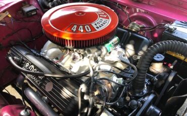 Plymouth-roadrunner-1968-custom-9