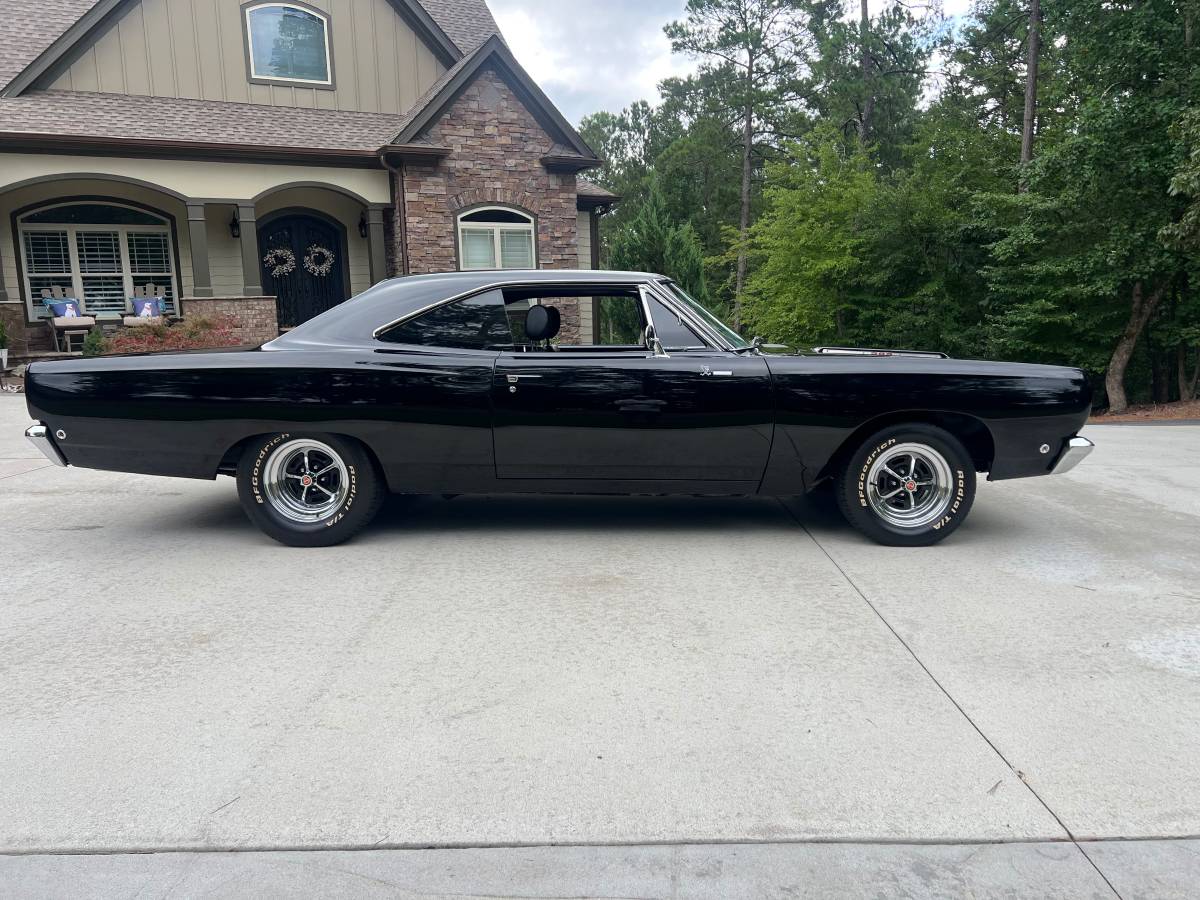 Plymouth-roadrunner-1968