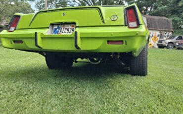Plymouth-roadrunner-1975-green