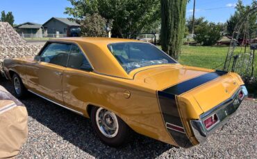 Plymouth-scamp-1971-yellow-2