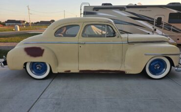 Plymouth-special-deluxe-1947-brown-11