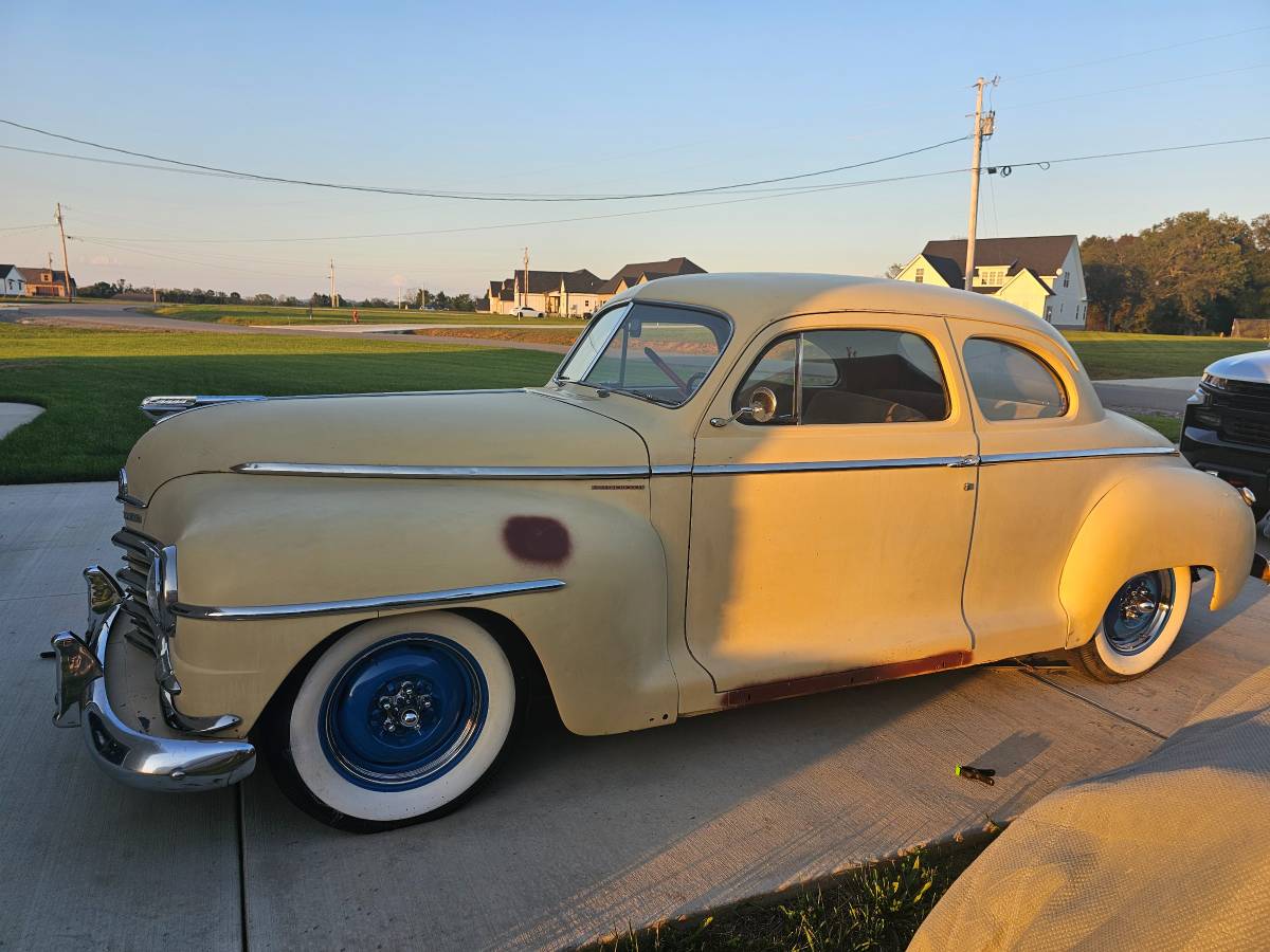 Plymouth-special-deluxe-1947-brown-12
