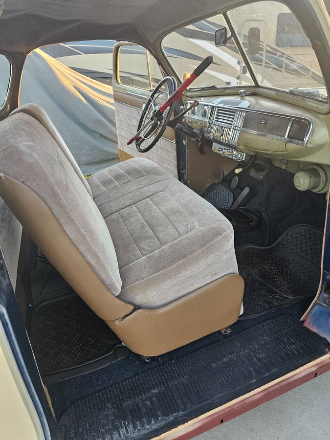Plymouth-special-deluxe-1947-brown-5