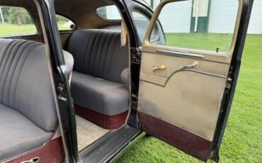 Plymouth-special-deluxe-1948-black-7