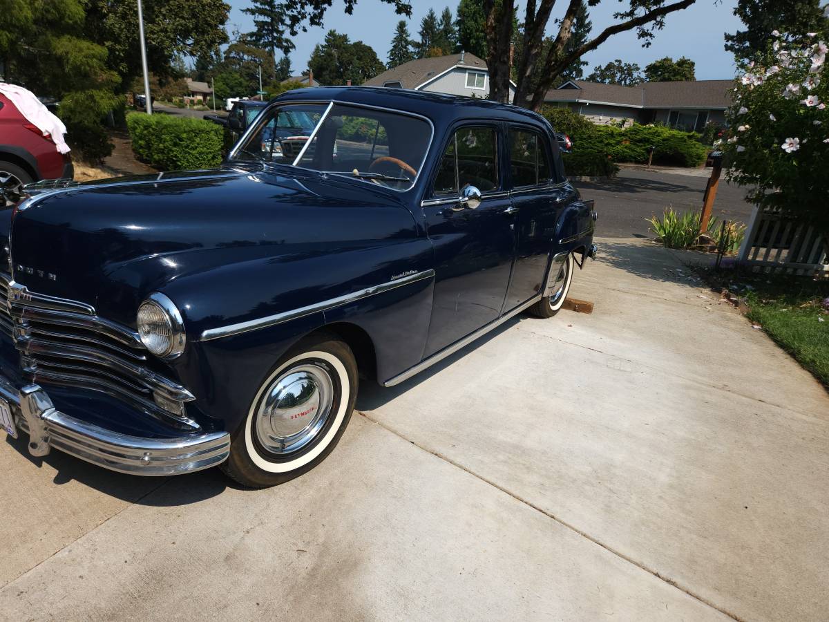 Plymouth-special-deluxe-1949-blue-2