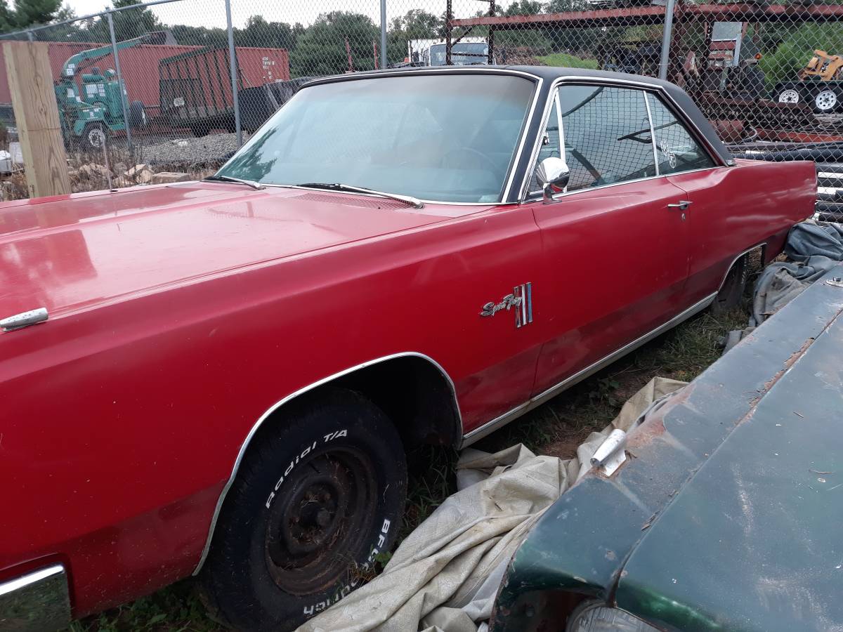 Plymouth-sport-fury-·-coupe-·-1967-17