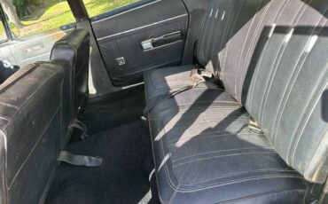 Plymouth-sport-suburban-1969-yellow-10