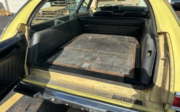 Plymouth-sport-suburban-1969-yellow-21